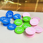 Попсокеты с логотипом КВН